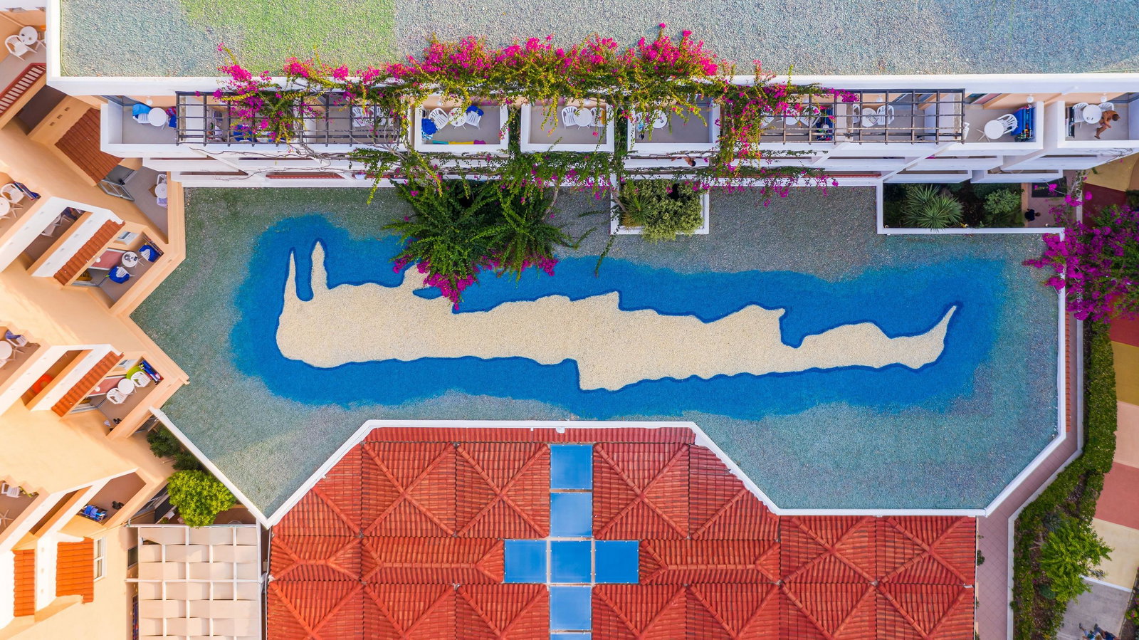 dal travel Anissa Beach & Village
