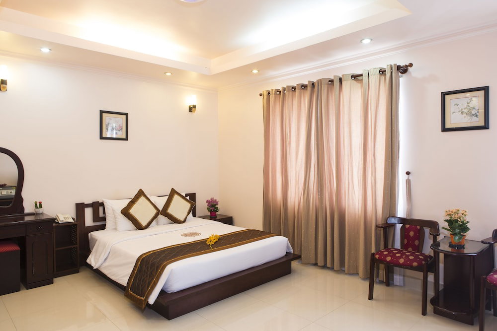 Vien Dong Hotel Phu My Hung