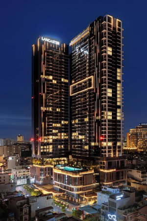 Hotel Lancaster Legacy Hotel & Apartments cazare Quan Mot