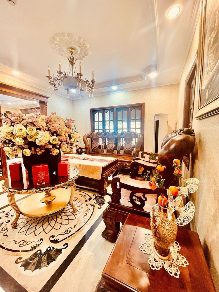 Airstar Hotel & Apartment