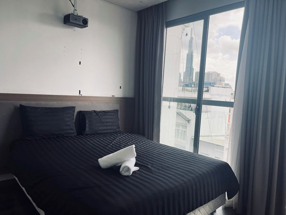 Uhouse - Melia Thao Dien Hotel & Apartment