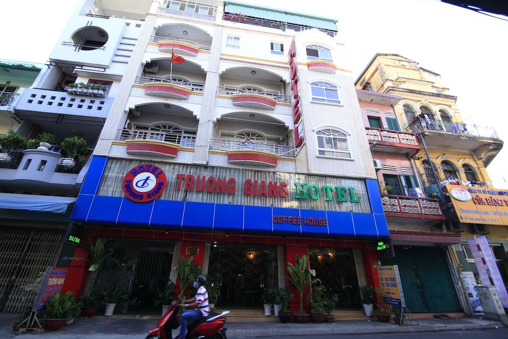 Hotel Truong Giang Hotel