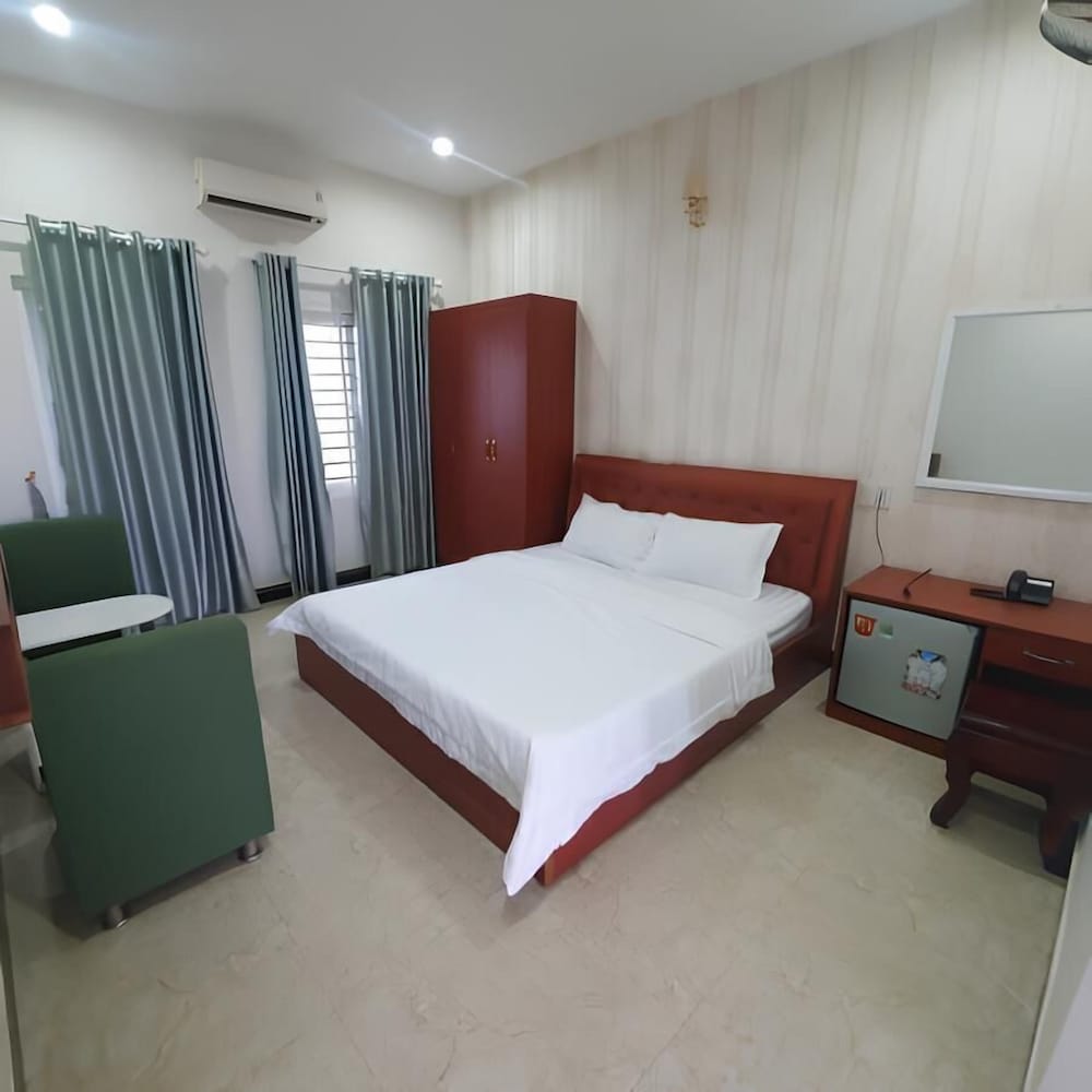 Bao Tran Hotel Pleyku - By Bay Luxury