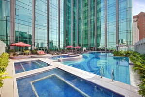 Hotel The Reverie Saigon Residential Suites cazare Quan Mot
