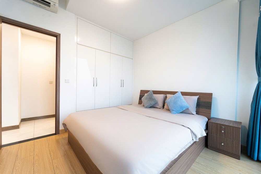 Sunwah Pearl Suites