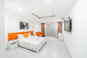 Hotel Royal Crown Hotel cazare Quan Bon