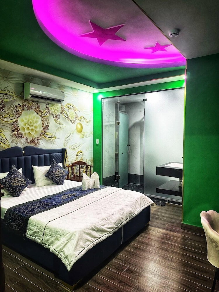 Nam Anh Hotel Phu Nhuan -By Bay Luxury