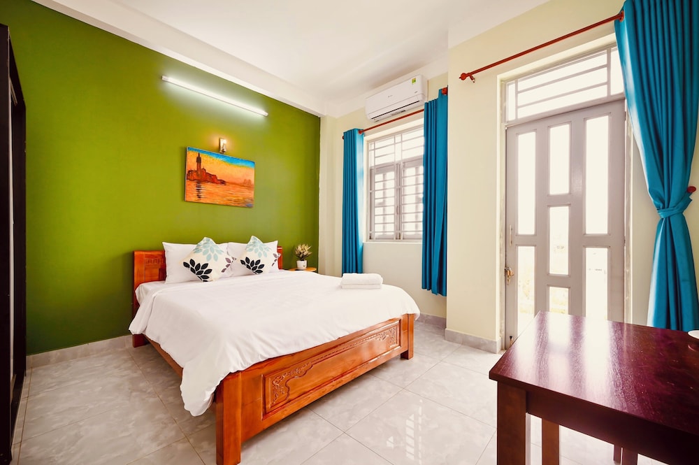Hotel Montana Hotel & Apartment Saigon Airport