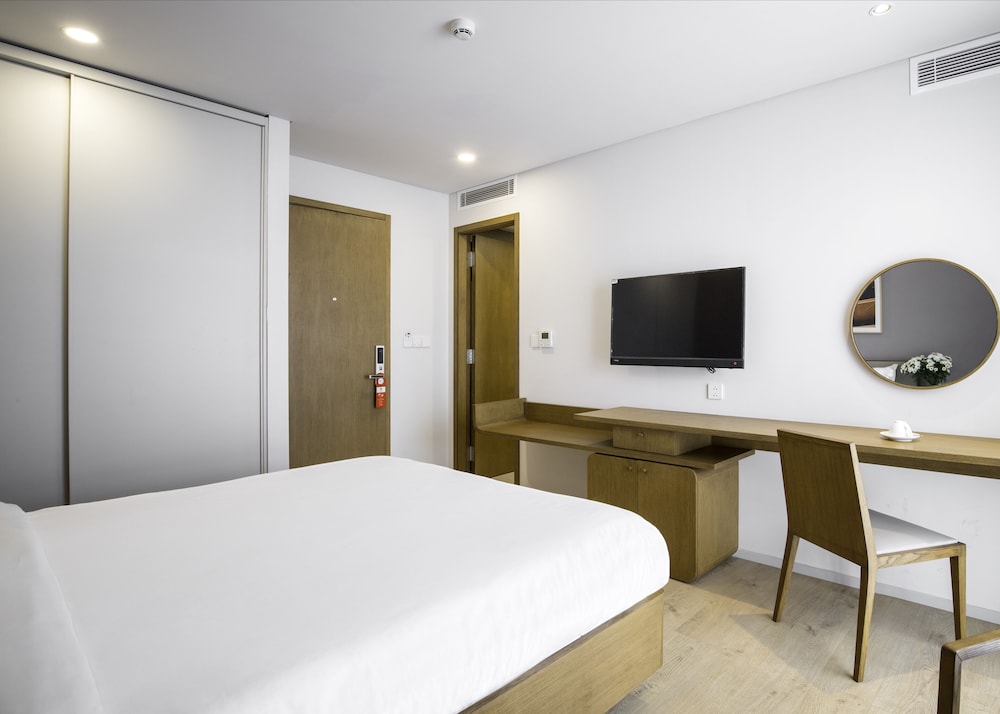 Santiny Hotel