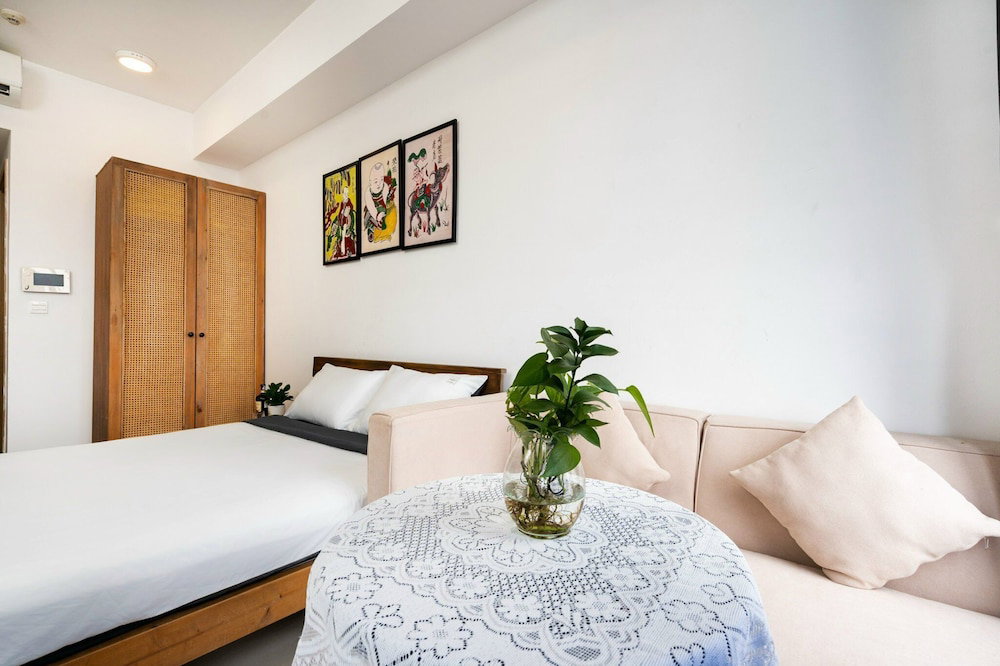 Cen Oasis Apart - Cenriver Side