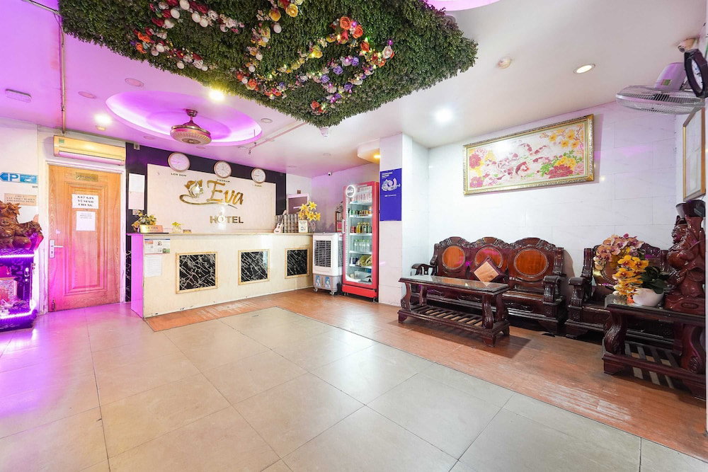 Collection O Eva Hotel District 8 Near Ben Thanh Market