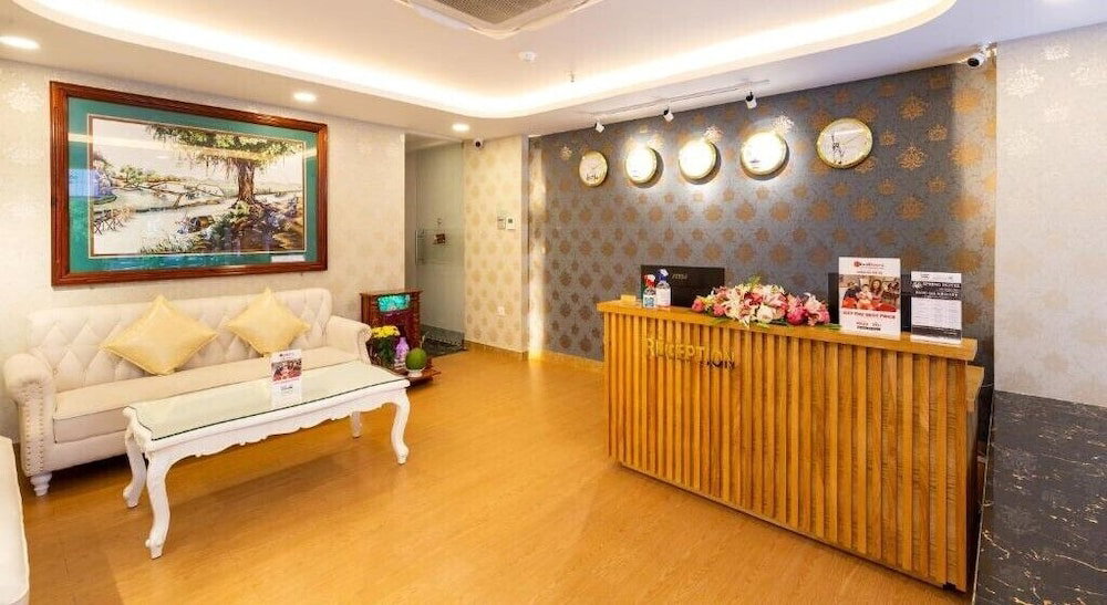 Spring Airport Hotel