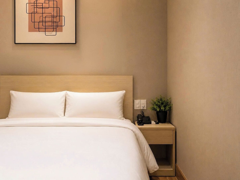Amana Living - Phan Xich Long
