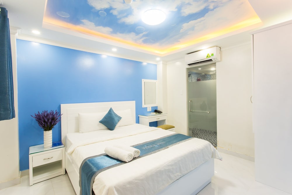Venice Hotel