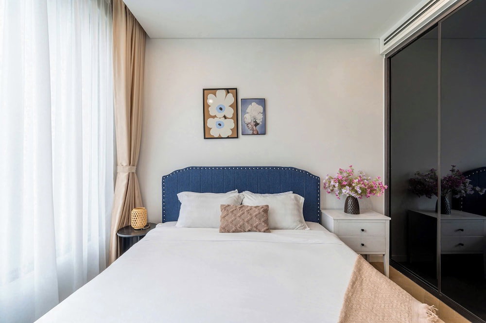 Lumiere Riverside Signature Residence