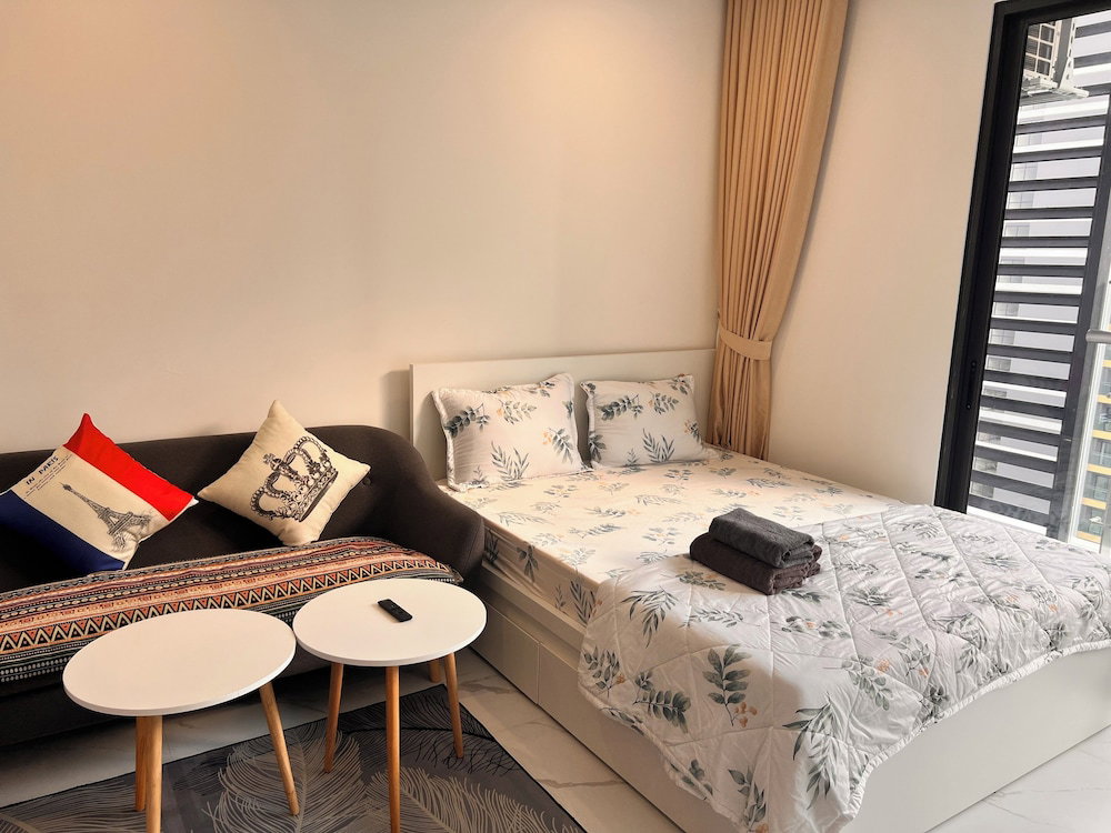 Hotel Vinhomes Grand Park Homestay - Opus One