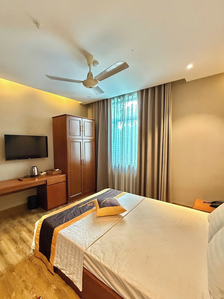 Golden Emerald Resorts