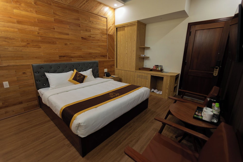 Luckystar Hotel