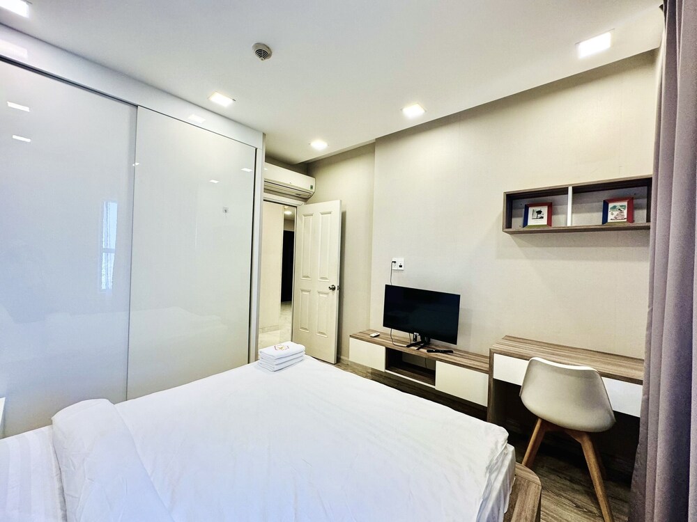Sunrise City Luxury Apartment Quan 7