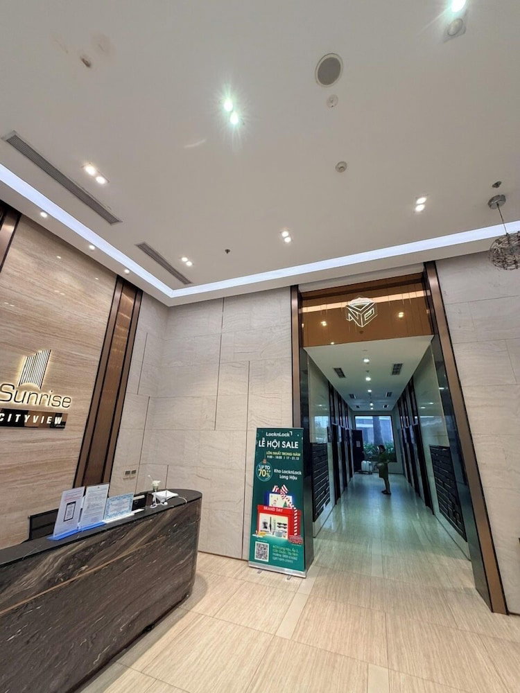 Hotel Sunrise High Floor Pool Ben Thanh Gym