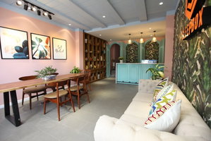 Hotel Sleepbox Hostel Phu Quoc cazare Duong GJong