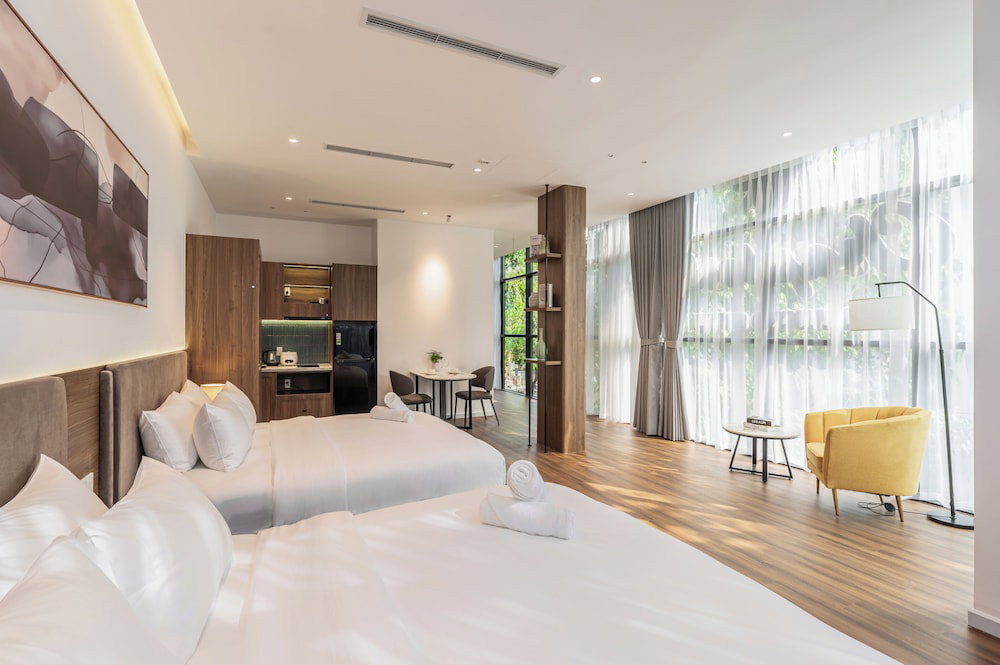 Chapter9 Serviced Suite