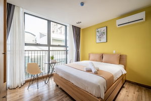 Hotel Cozrum Home - Daisy House cazare Quan Bon