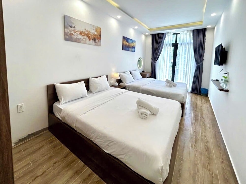 Mây House Grandworld On The Beach