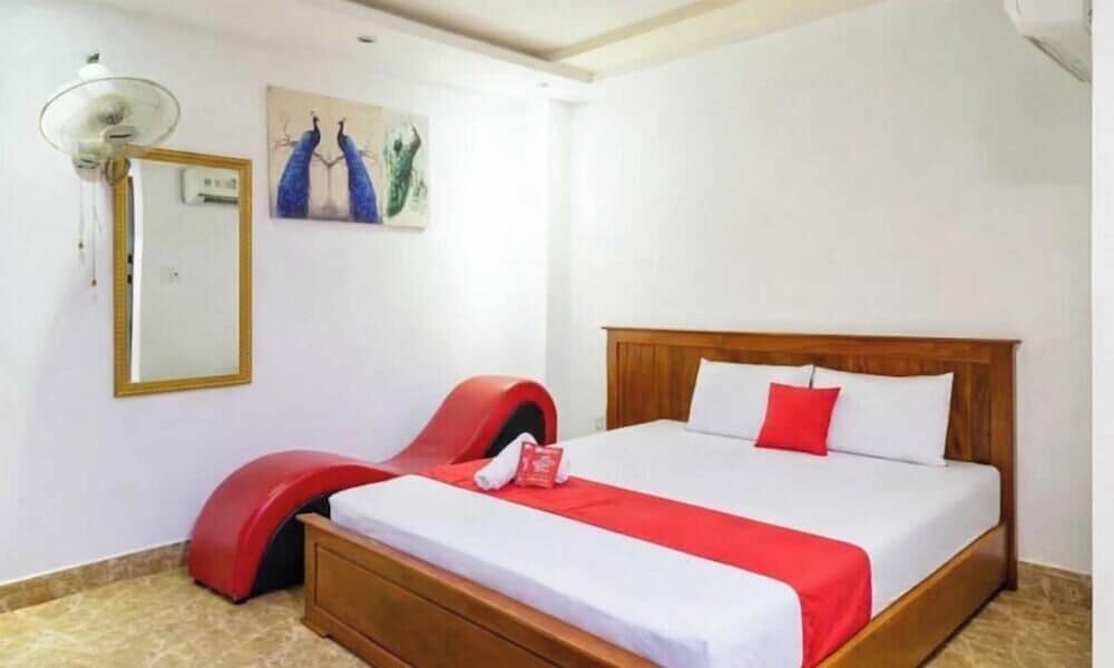 Collection O Long Phung Hotel