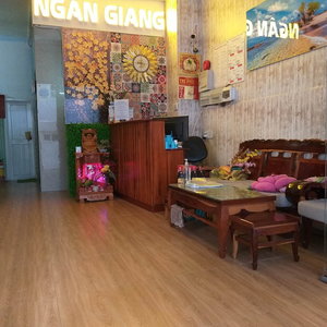 Hotel Ngan Giang Guest House cazare Duong GJong