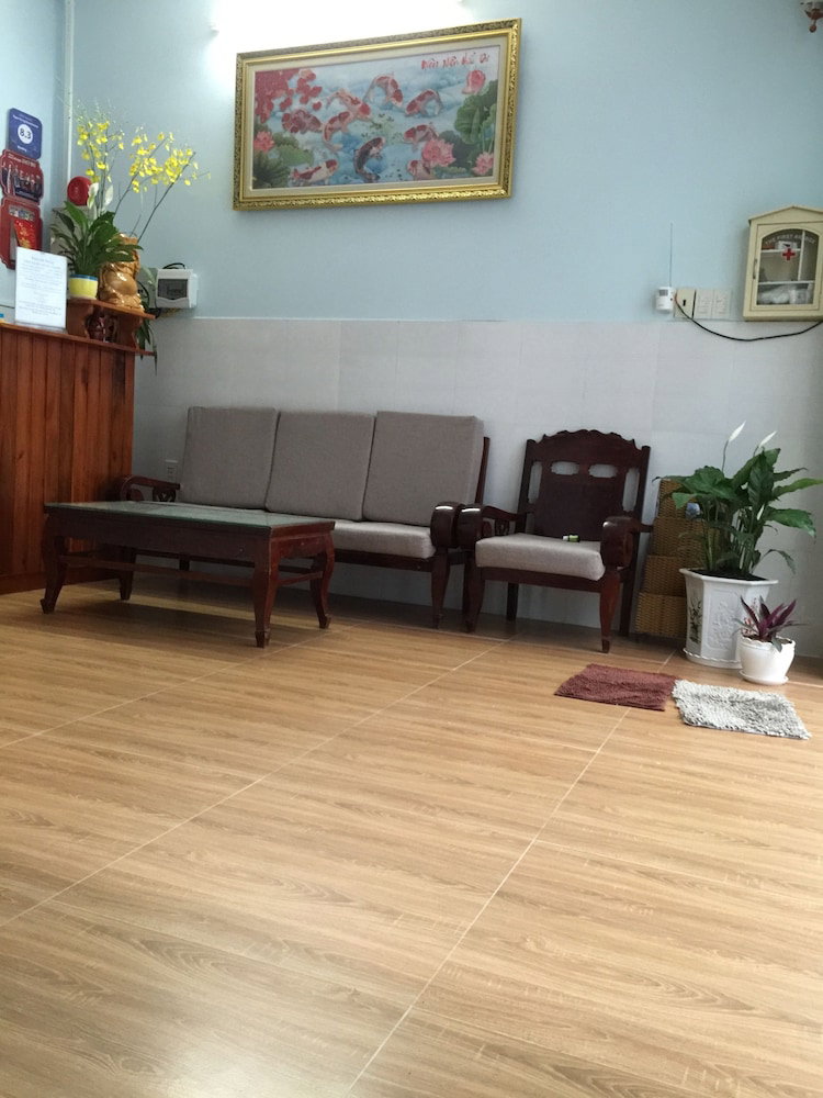 Ngan Giang Guest House
