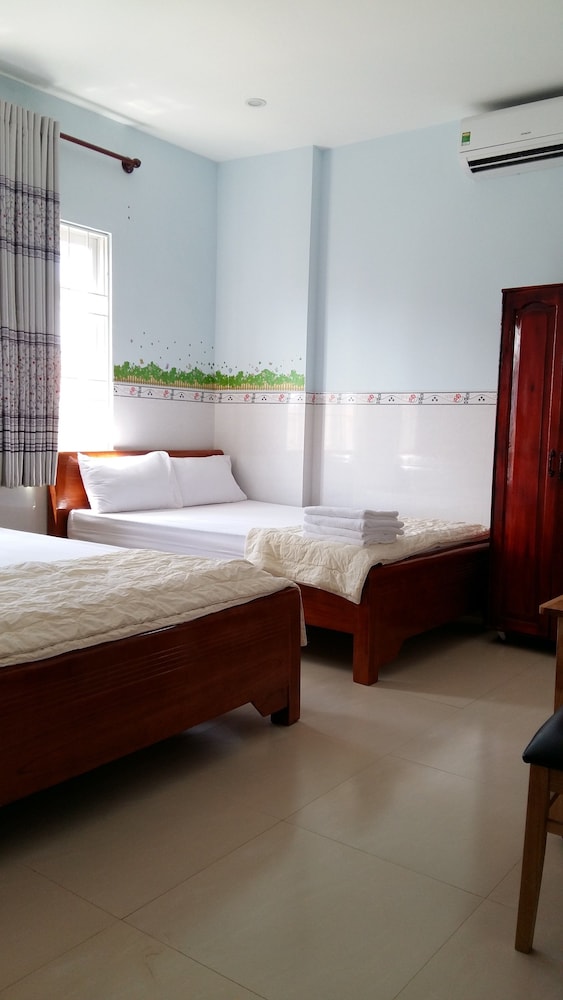 Ngan Giang Guest House