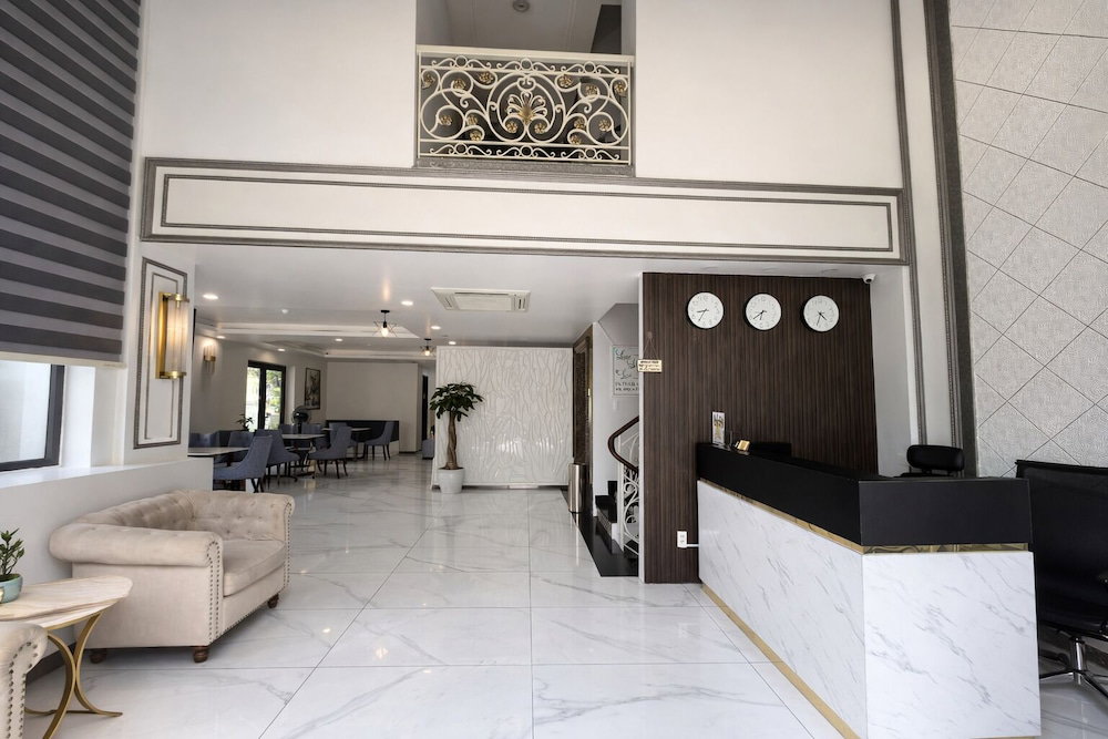 Hua Yi Hotel Phu My Hung - Korean Street