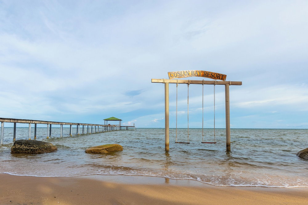 Hotel Cosian Bay Phu Quoc Resort