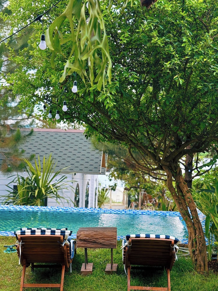 Hotel Kap Homestay Pleiku-Lake View