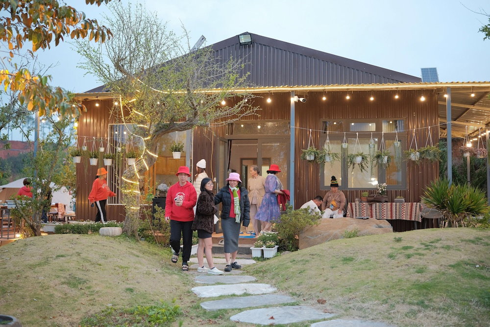 Hotel Mountain Nest Villa Dalat - Bbq-Camping
