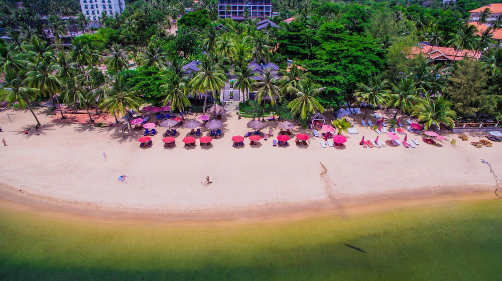 Hotel Tropicana Resort