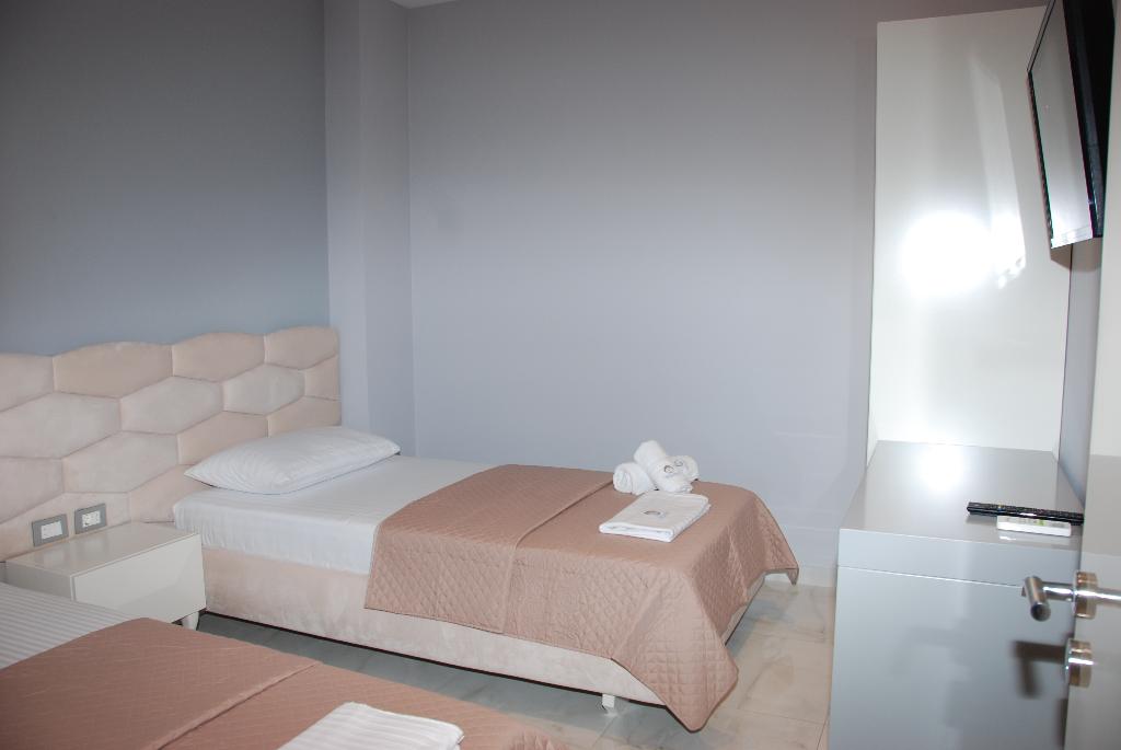 Oceanic Overview Suites
