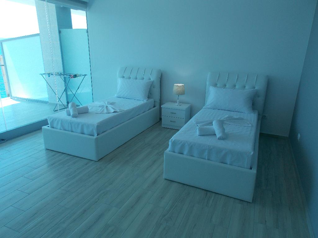 Oceanic Overview Suites