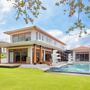 Hotel The Ocean Suites cazare Ngu Hanh Son