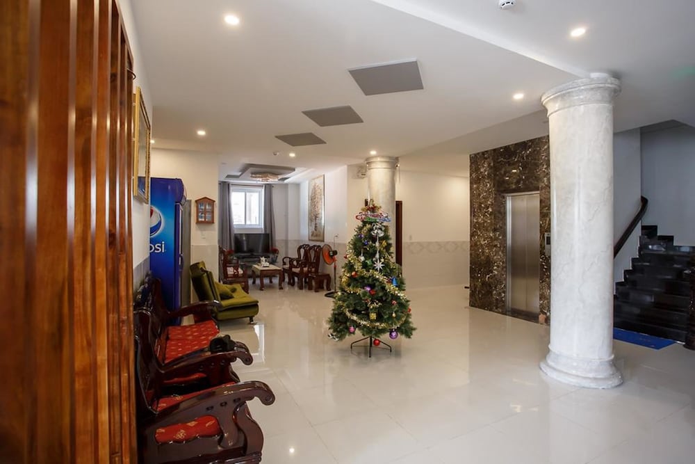 Phu Hong Hotel