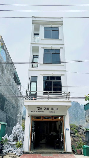 Hotel Toto Chan Hotel cazare Thi Tran GJong Van