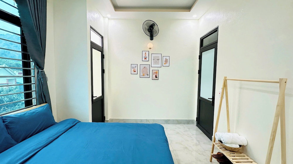 Toto Chan Hotel