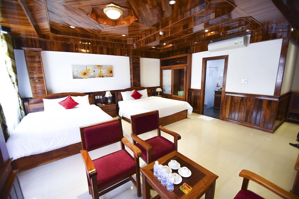 Hotel San San Hotel