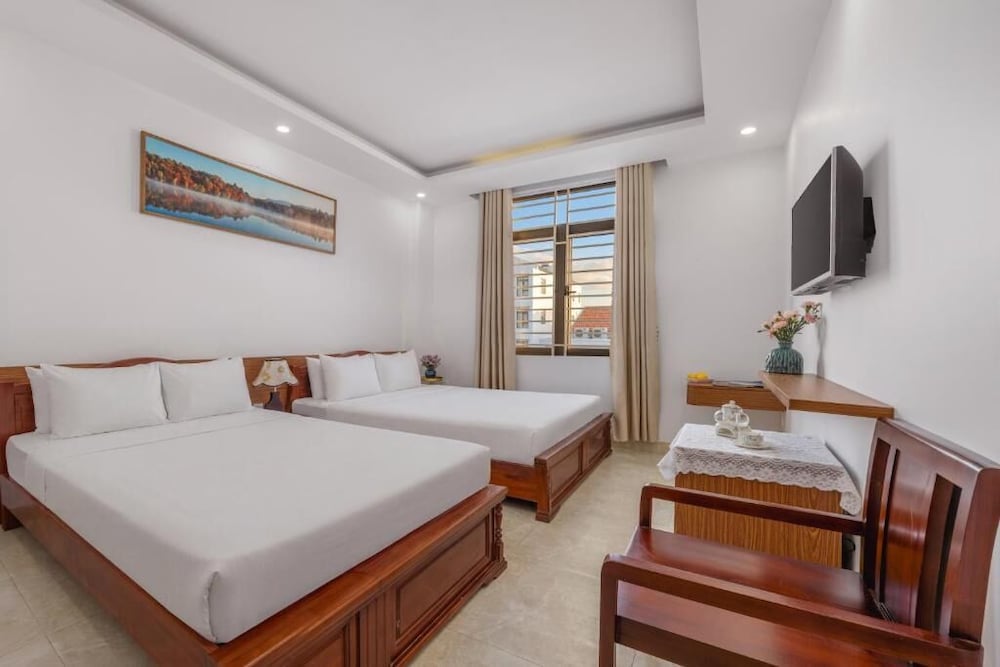 Lumina Star Hotel
