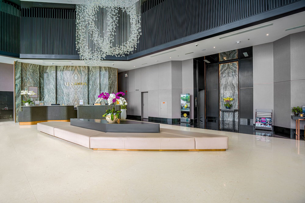 Le Sands Oceanfront Danang Hotel