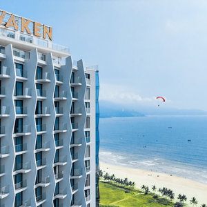 Hotel Awaken Danang Hotel cazare Son Tra