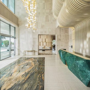 Hotel Tropic Moderne Beachside Residences cazare Son Tra