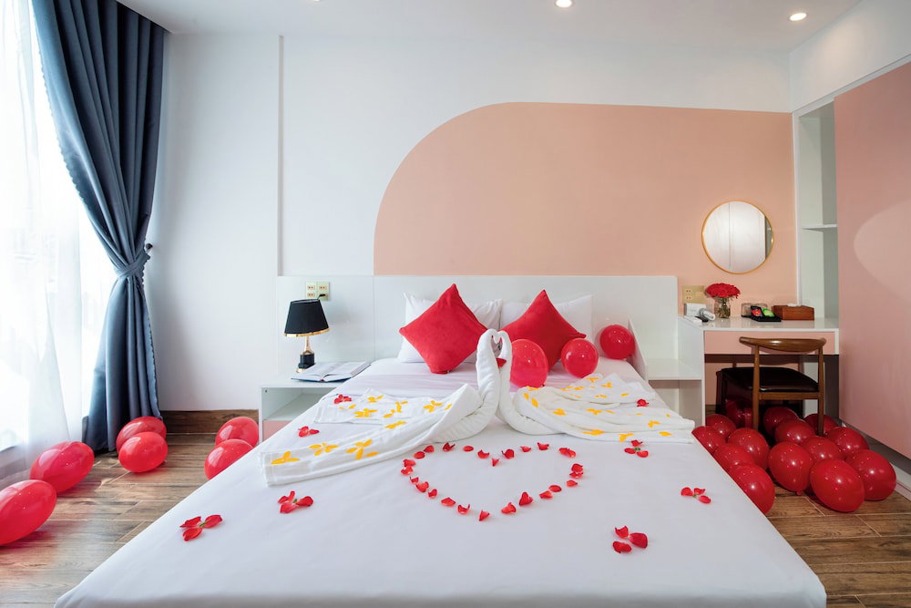 First Studio Hotel Da Nang