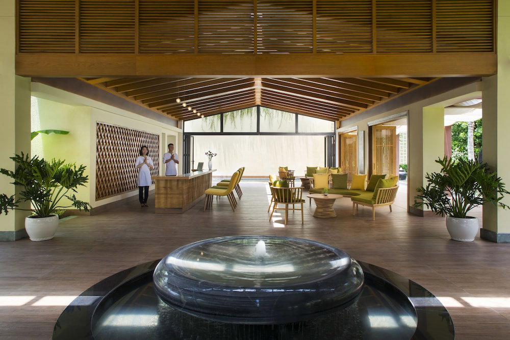 Dusit Princess Moonrise Beach Resort